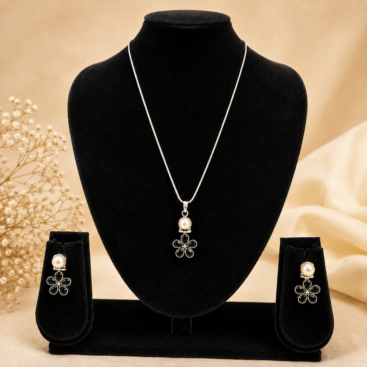 Oxidised Black Floral Pearl Pendant Necklace Set
