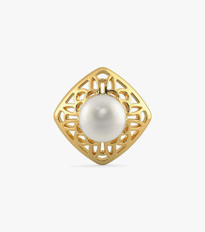 Simple Pearl earrings