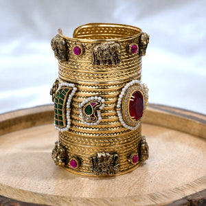 Alternate product view of the elephant-motif red Kundan kada