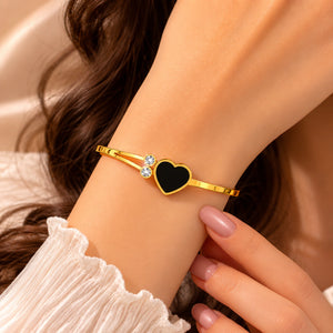 Alternate detail view of the black-heart crystal kada