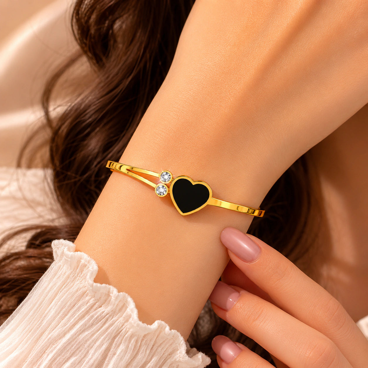 Alternate detail view of the black-heart crystal kada
