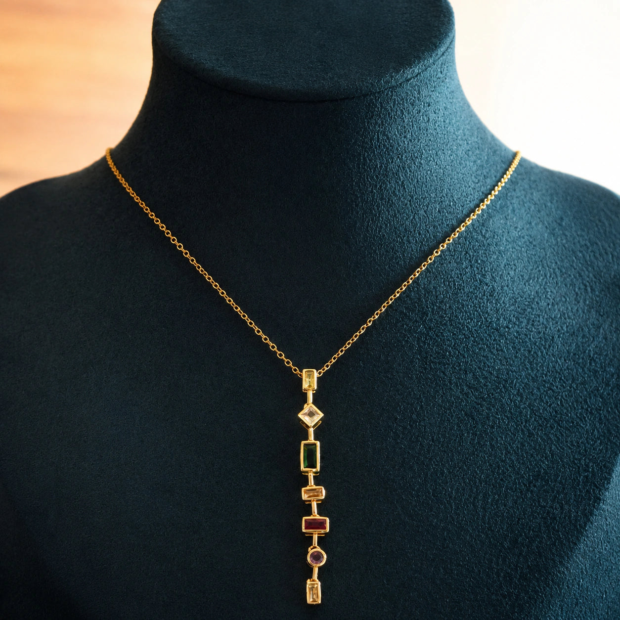 Alternate detail view of the multigem geometric drops