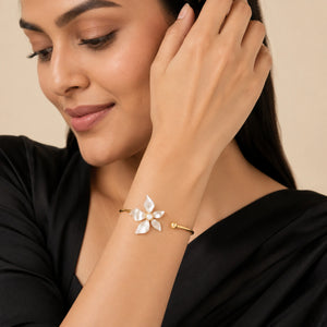 Alternate detail view of the pearly five-petal floral kada