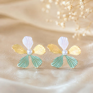Alternate detail view of multicolour floral pearl earrings