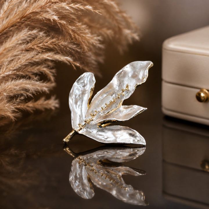 Pearl-white leaf vine open statement ring